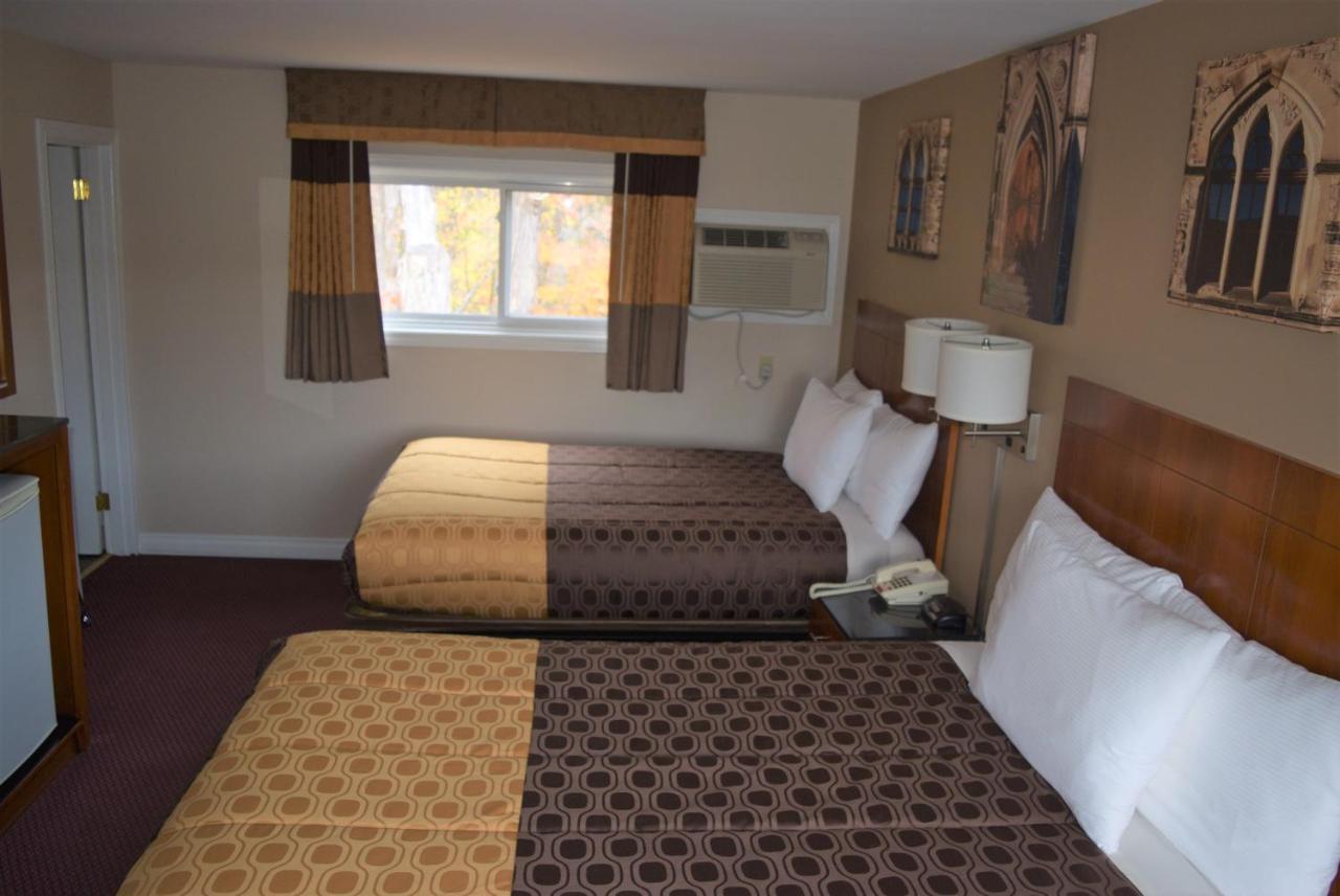 Knights Inn Arnprior Esterno foto