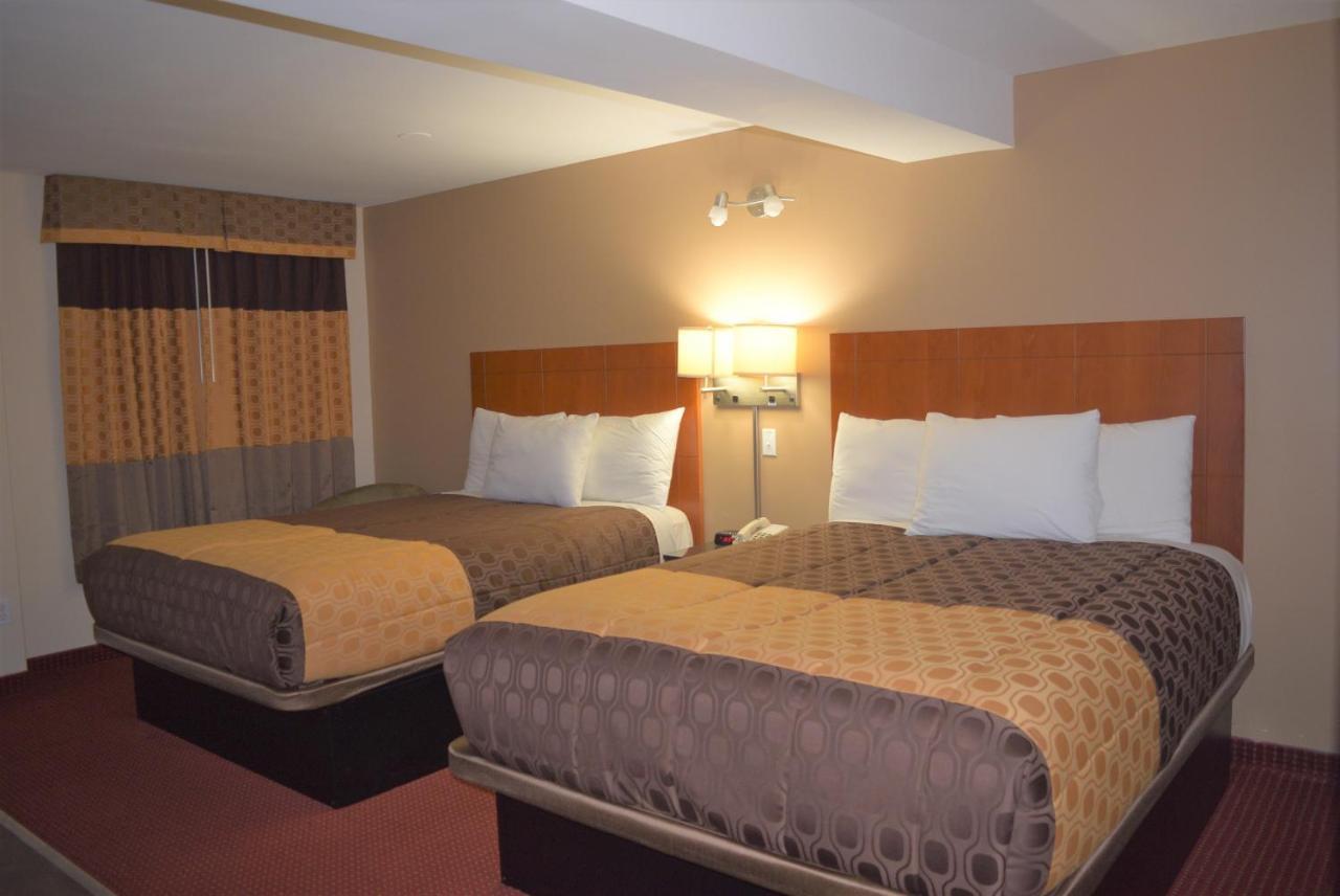 Knights Inn Arnprior Esterno foto