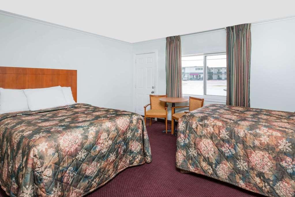Knights Inn Arnprior Camera foto